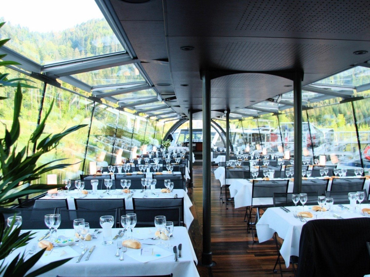 repas croisière bateau doubs